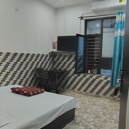 Tushar Guest House Jwalamukhi Exterior foto