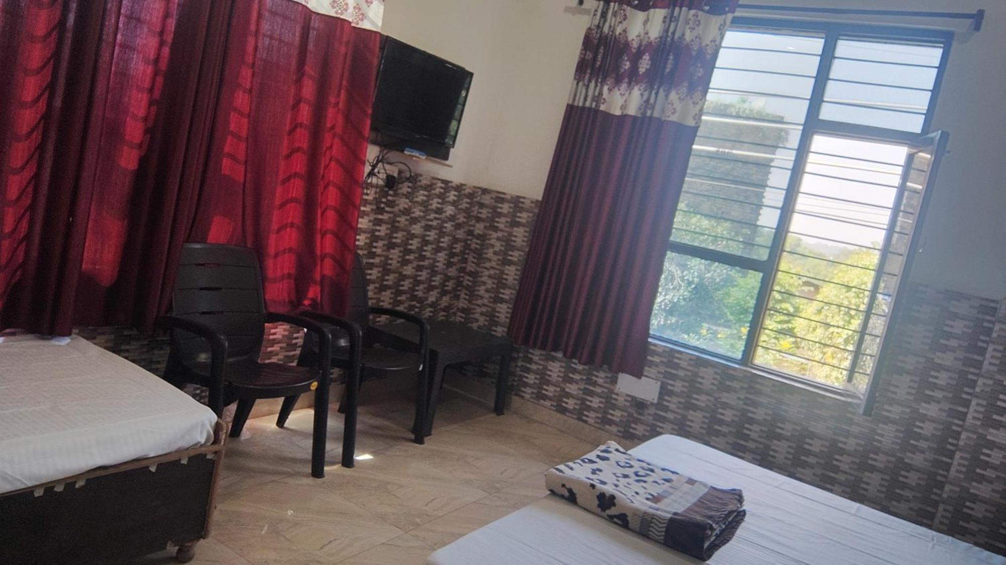 Tushar Guest House Jwalamukhi Exterior foto